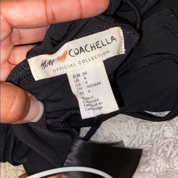 H&M black sexy open Tie back fitted tank jumpsuit - Picture 4 of 5